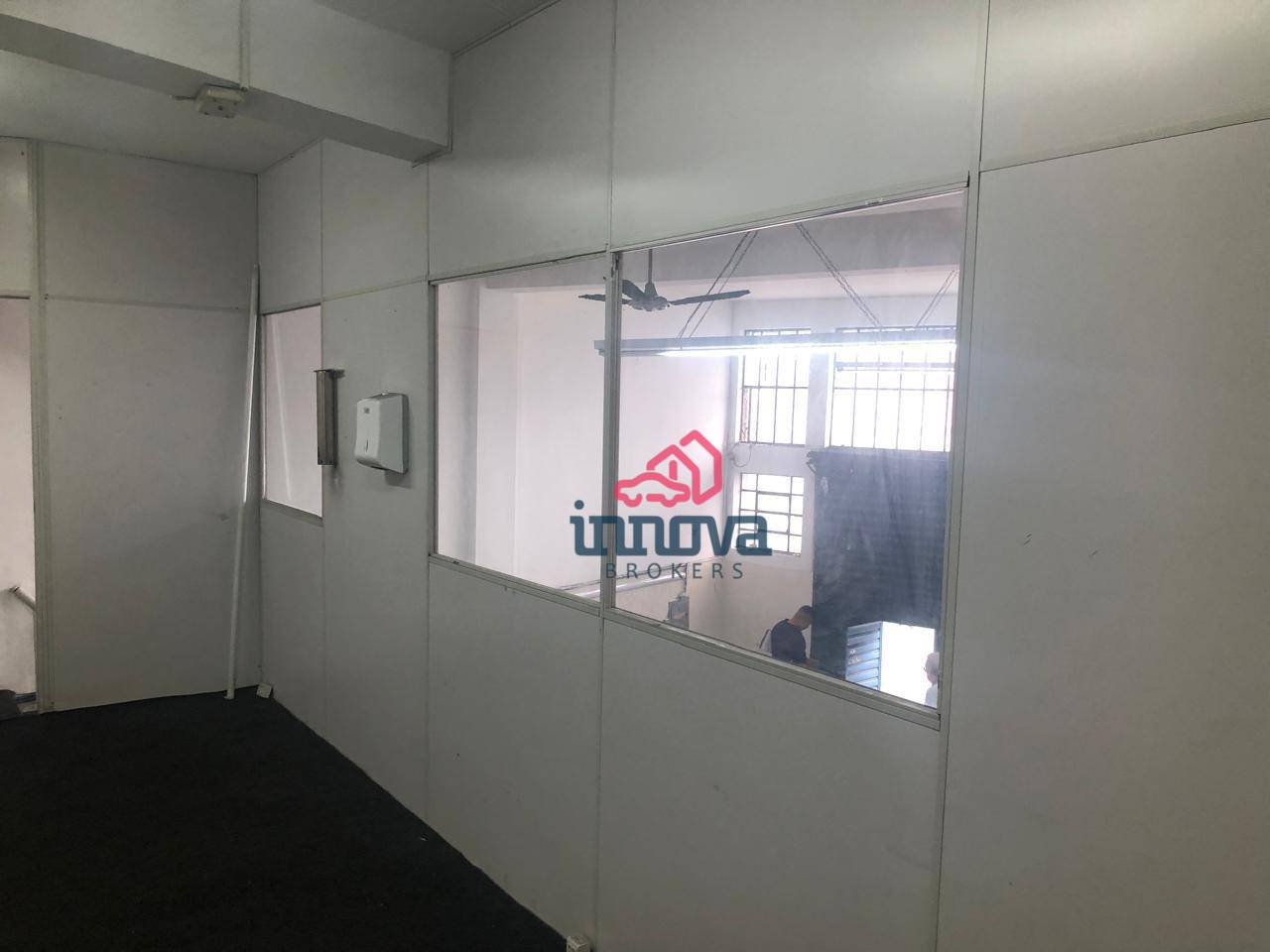 Depósito-Galpão-Armazém para alugar, 150m² - Foto 6