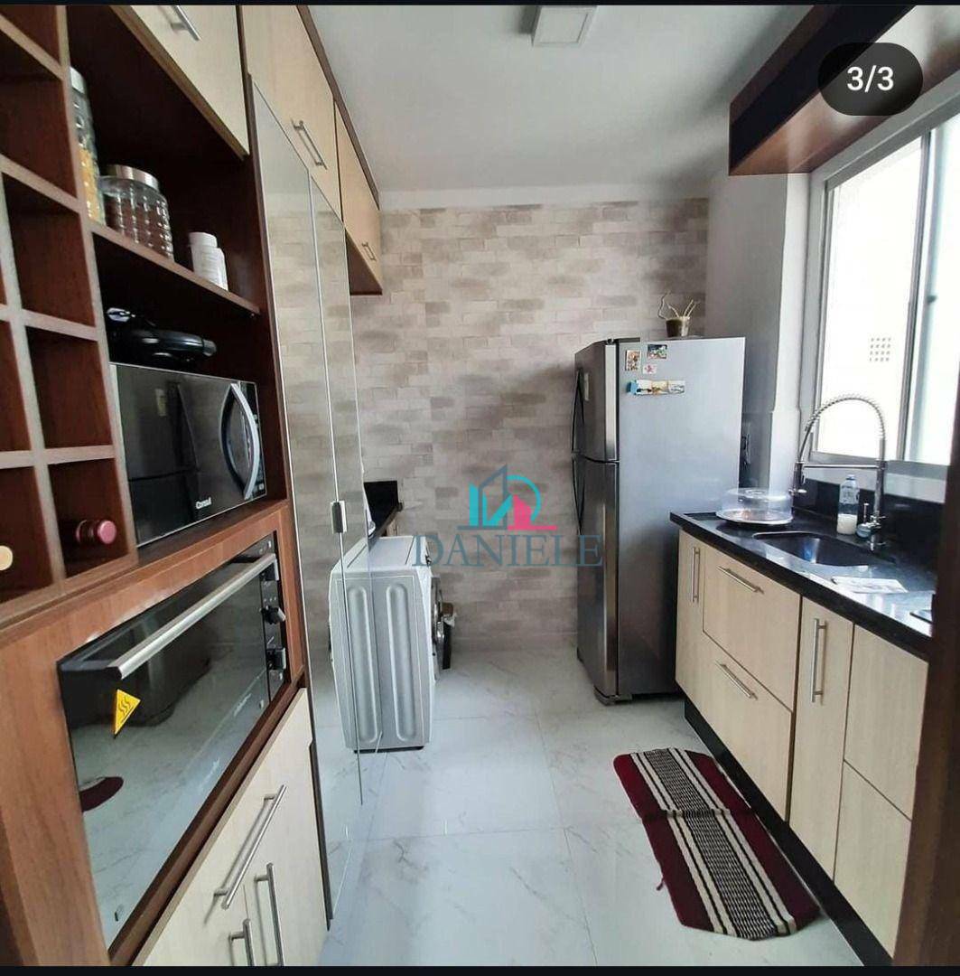 Apartamento à venda com 2 quartos, 58m² - Foto 2