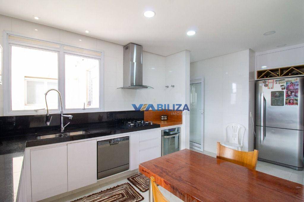 Apartamento à venda com 3 quartos, 202m² - Foto 14