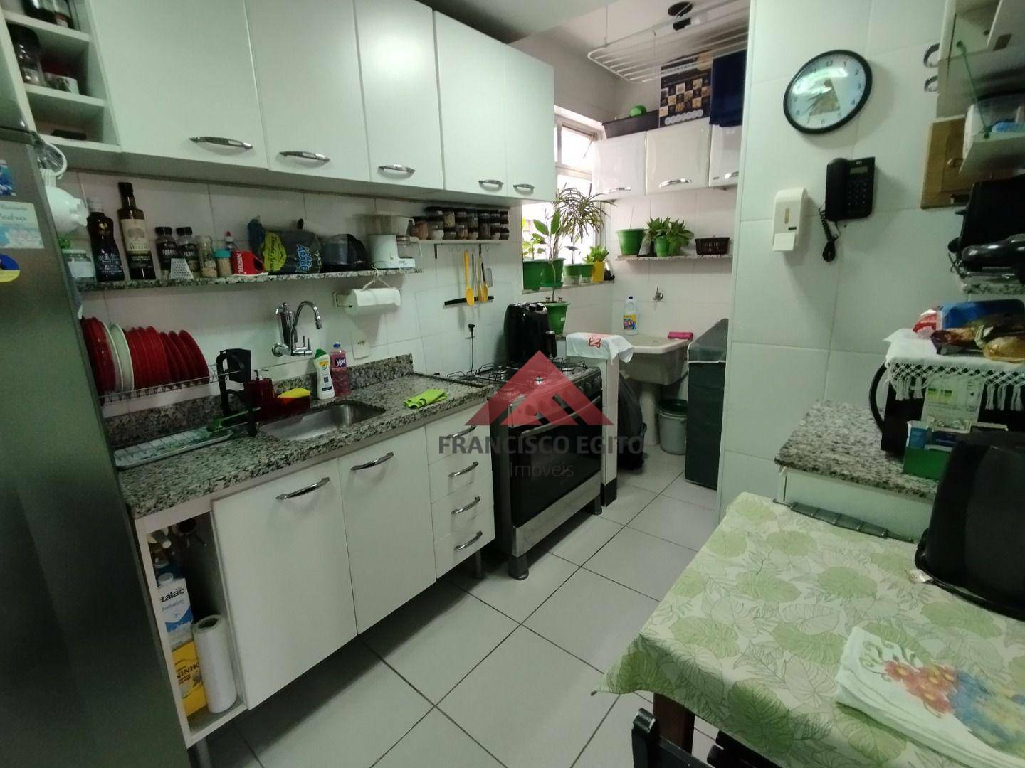 Apartamento à venda com 2 quartos, 68m² - Foto 12