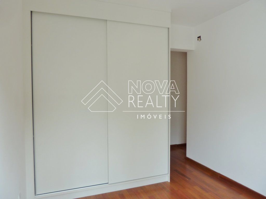 Apartamento para alugar com 3 quartos, 105m² - Foto 12