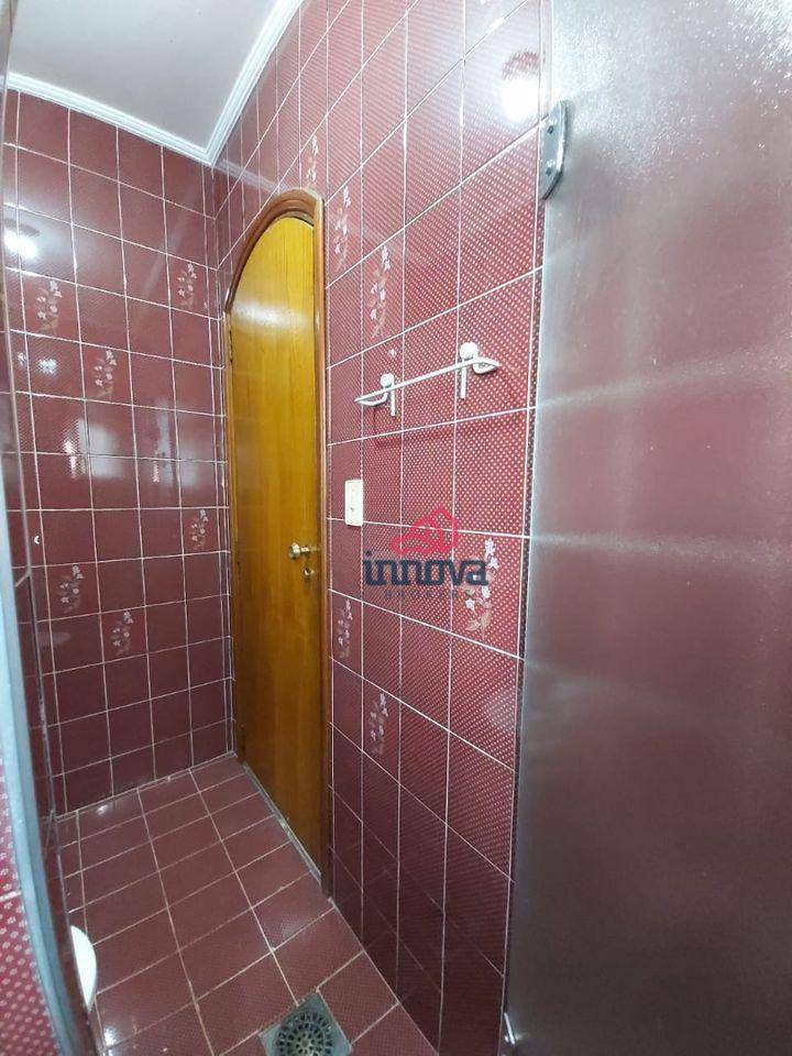 Sobrado à venda com 4 quartos, 240m² - Foto 60