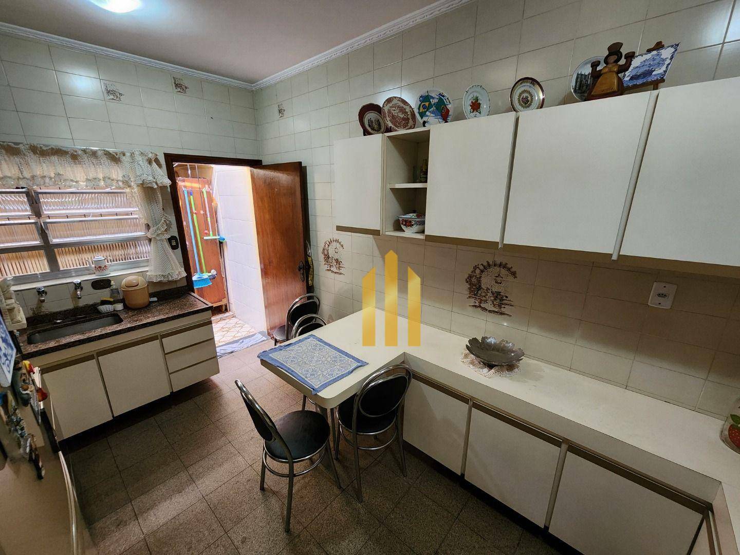 Casa à venda com 3 quartos, 102m² - Foto 6