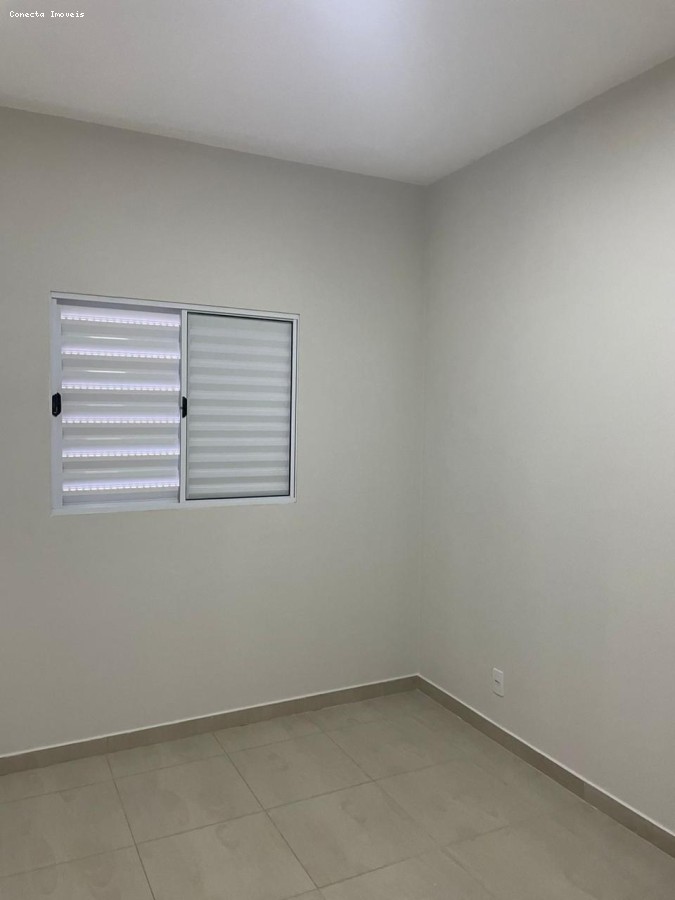 Casa à venda com 2 quartos, 70m² - Foto 26