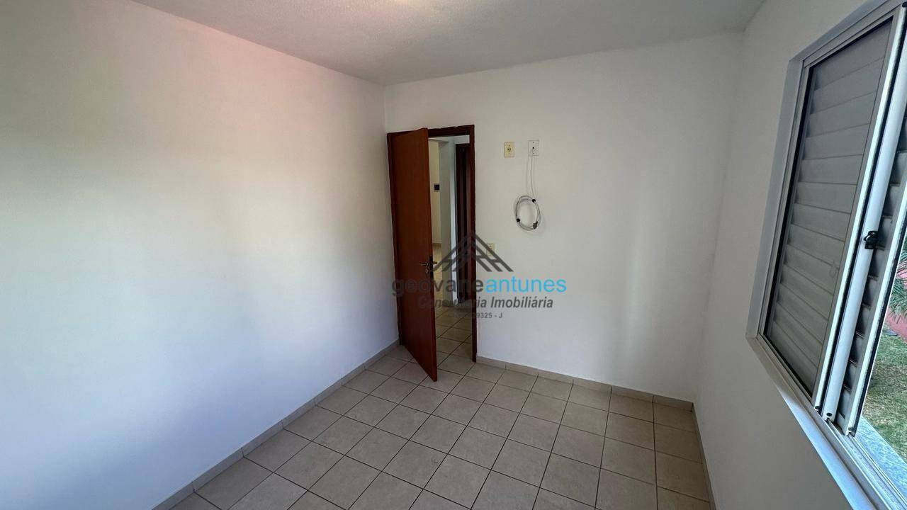 Apartamento para alugar com 2 quartos, 55m² - Foto 8