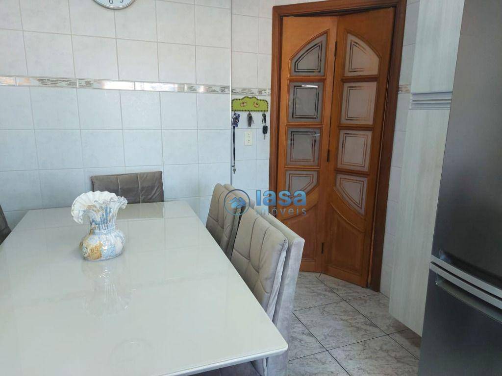 Apartamento à venda com 4 quartos, 160m² - Foto 28