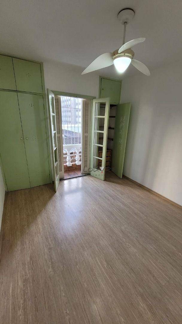 Apartamento à venda com 2 quartos, 72m² - Foto 4