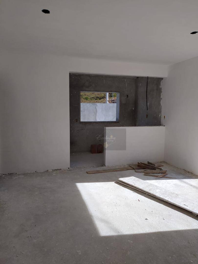 Apartamento à venda com 2 quartos, 60m² - Foto 2