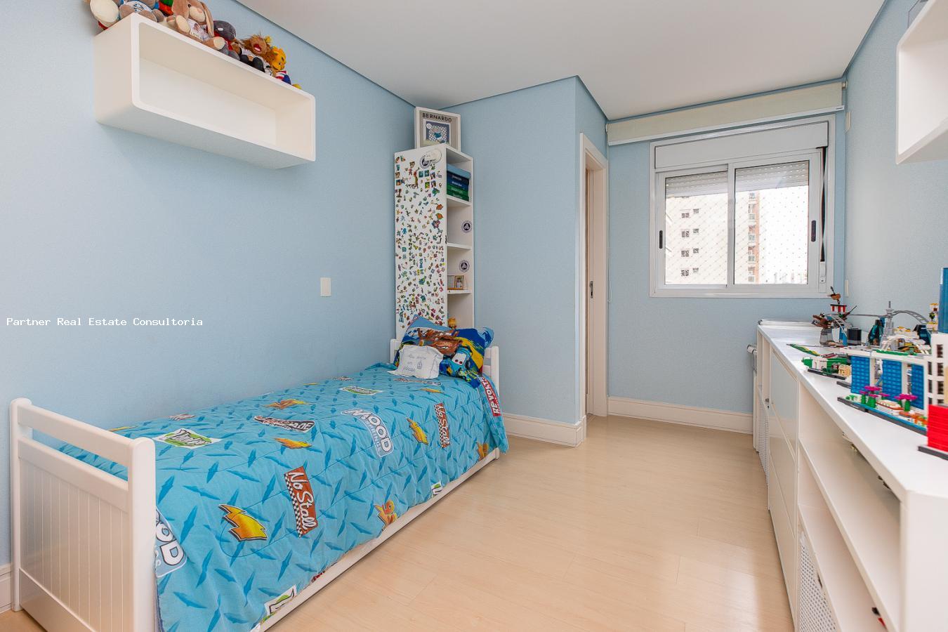 Apartamento à venda com 4 quartos, 240m² - Foto 23