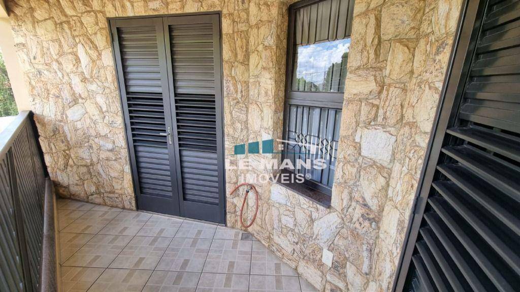 Casa à venda com 3 quartos, 205m² - Foto 29