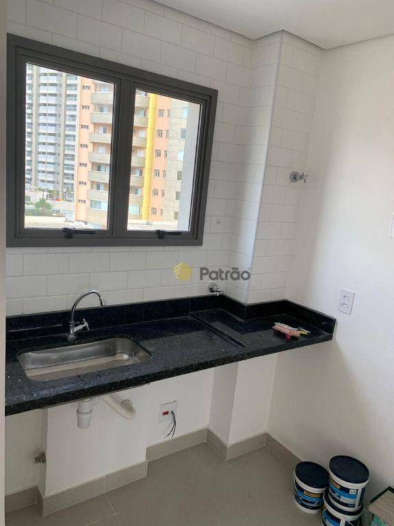 Apartamento à venda com 2 quartos, 69m² - Foto 15