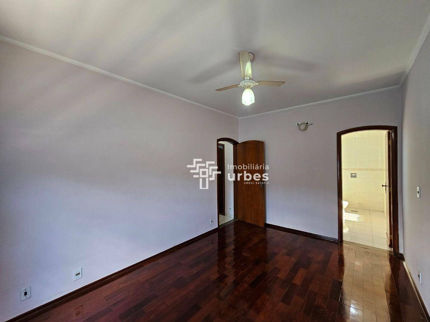 Casa à venda com 3 quartos, 124m² - Foto 13