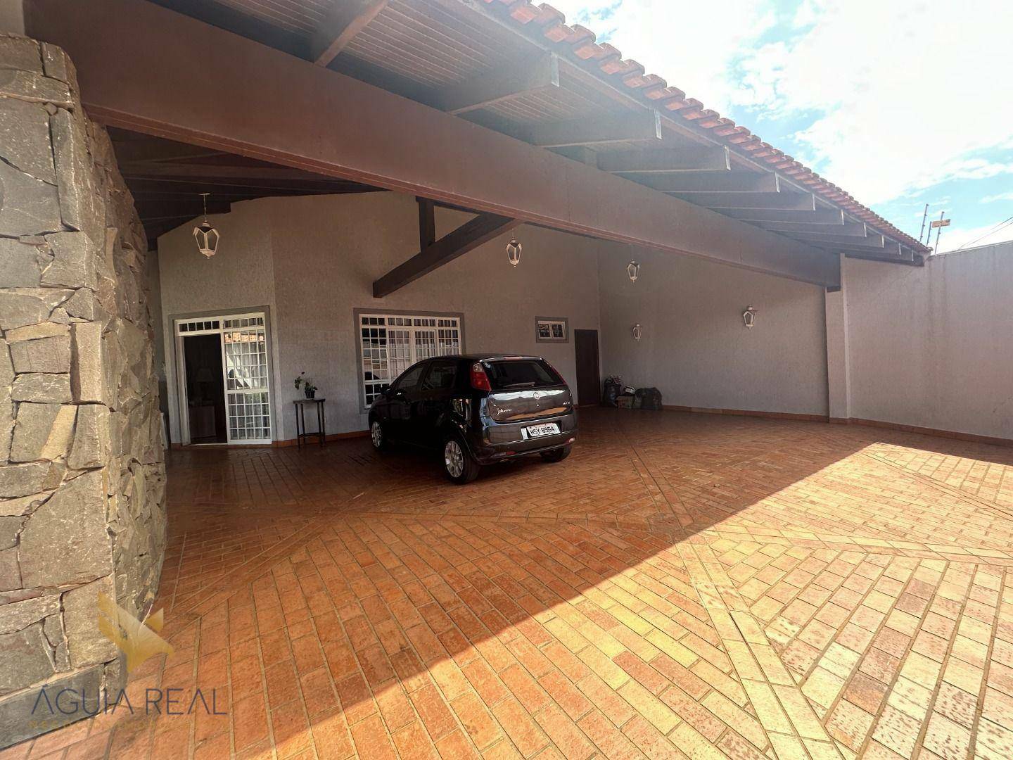 Casa à venda e aluguel com 4 quartos, 361m² - Foto 41