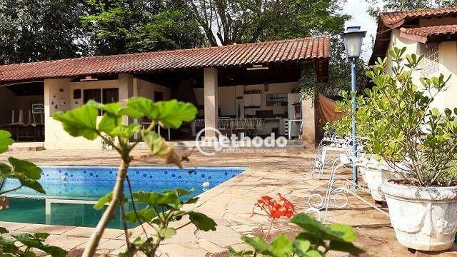 Chácara à venda com 3 quartos, 300m² - Foto 2