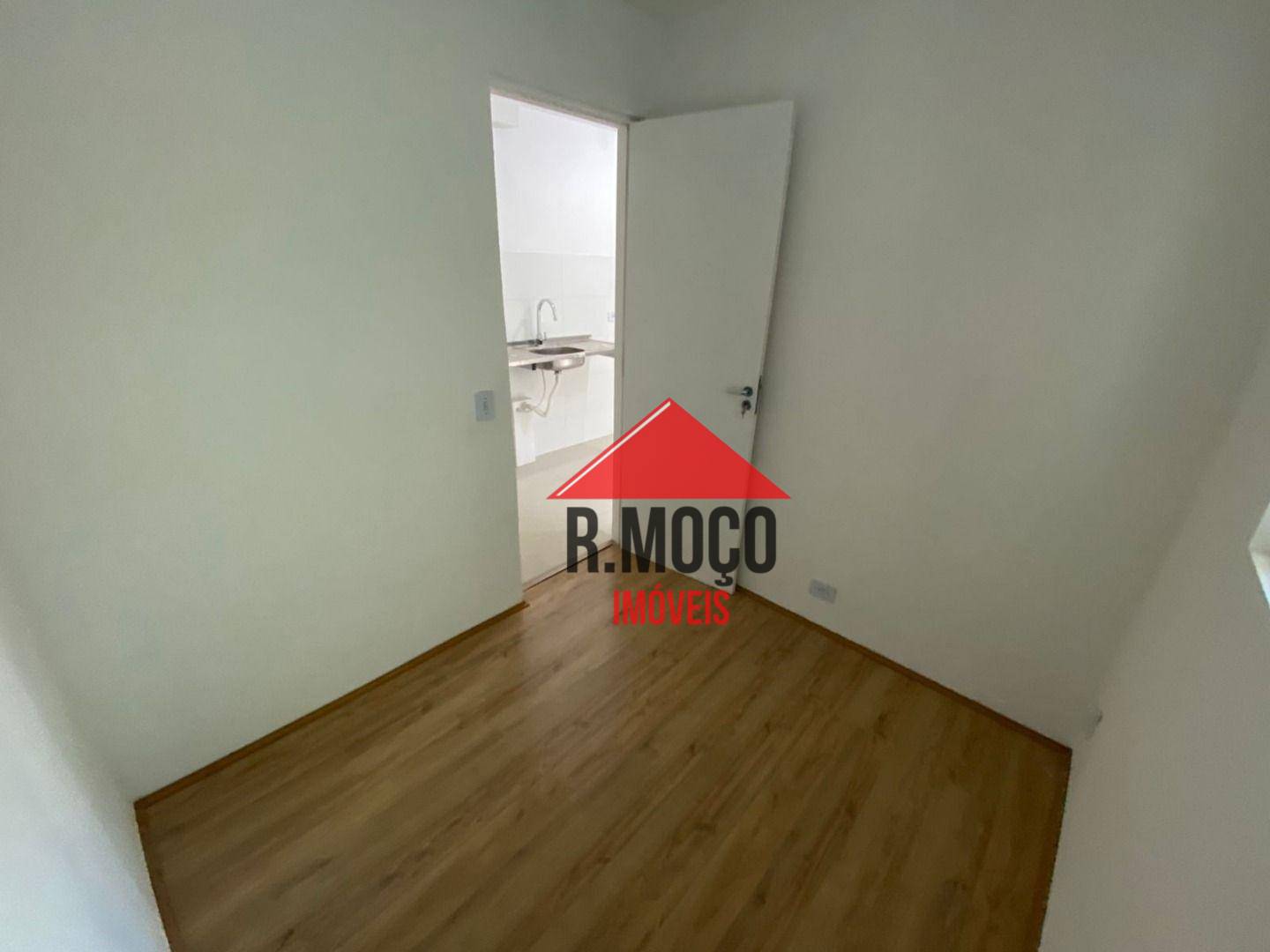 Apartamento à venda com 2 quartos, 40m² - Foto 8