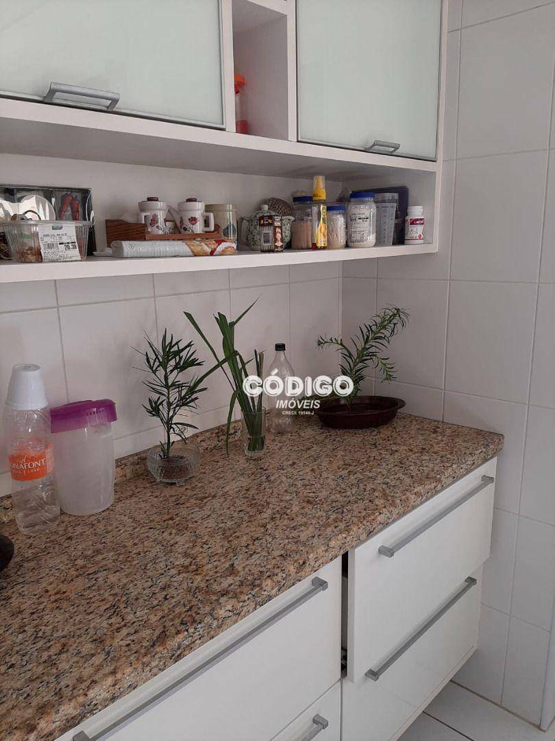 Apartamento à venda com 3 quartos, 135m² - Foto 5