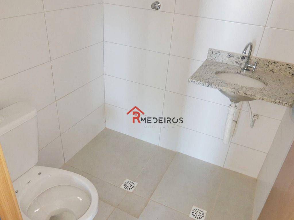 Apartamento à venda com 2 quartos, 70m² - Foto 13