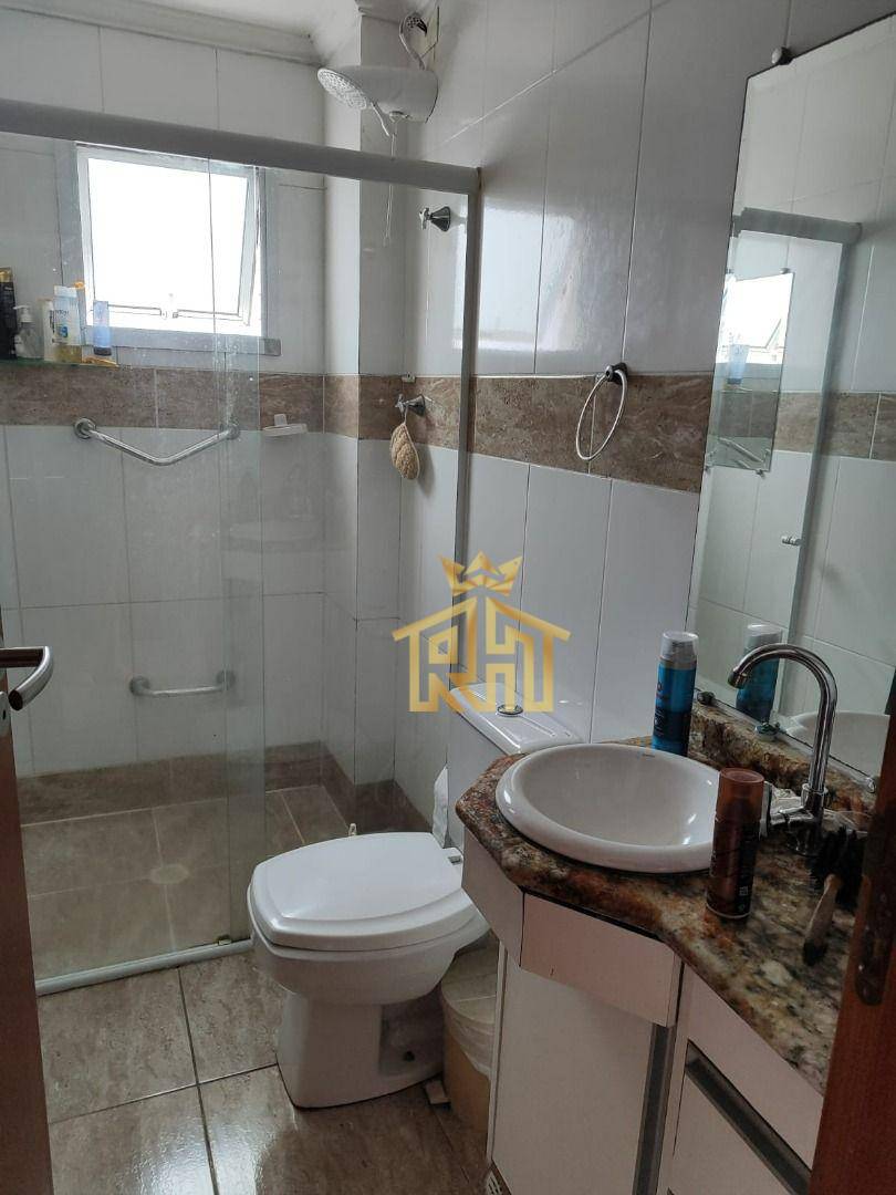 Apartamento para alugar com 2 quartos, 98m² - Foto 13