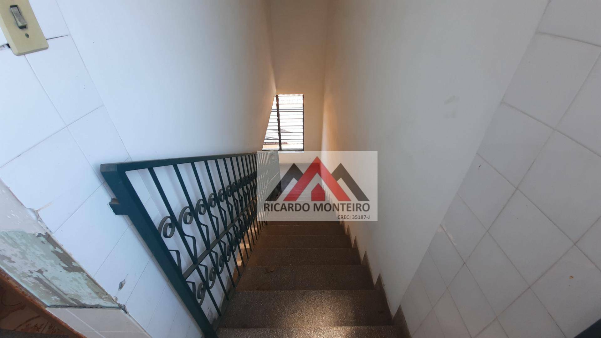 Casa à venda e aluguel com 6 quartos, 199m² - Foto 22