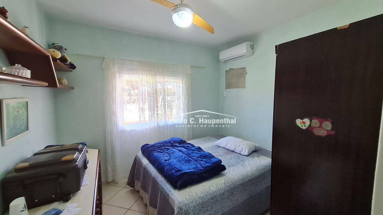 Casa à venda com 5 quartos, 275m² - Foto 11