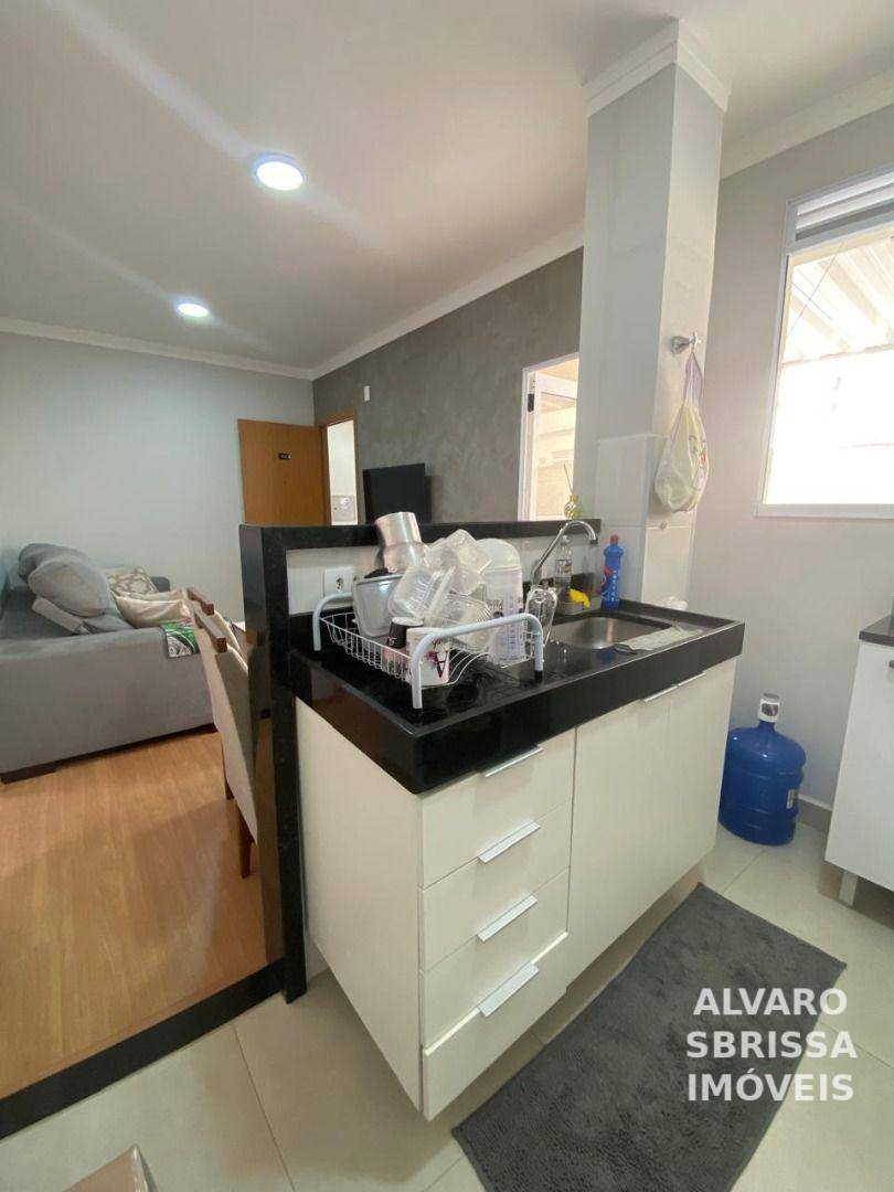 Apartamento à venda com 2 quartos, 50m² - Foto 3