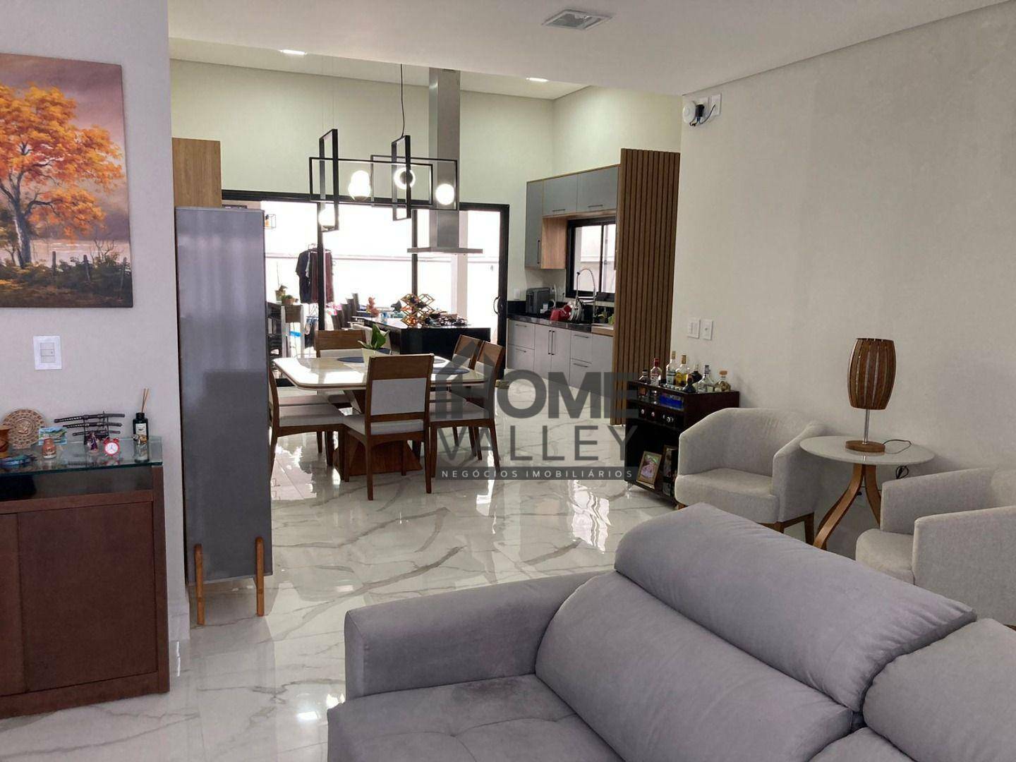 Casa de Condomínio à venda com 3 quartos, 253m² - Foto 3