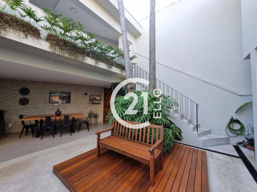 Casa de Condomínio para alugar com 3 quartos, 243m² - Foto 41