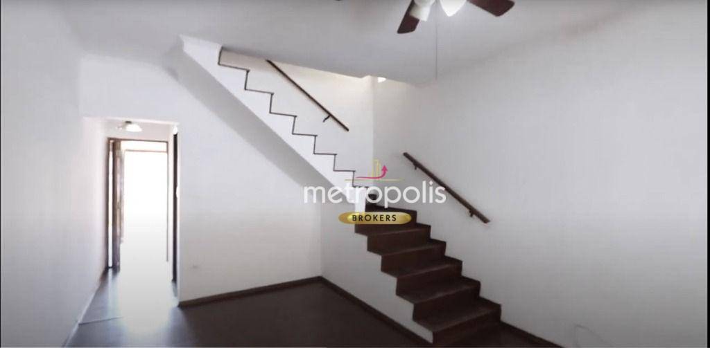 Sobrado à venda com 3 quartos, 179m² - Foto 1