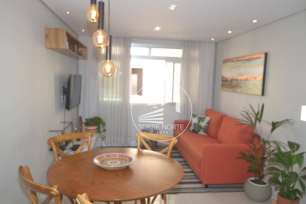 Apartamento à venda com 3 quartos, 72m² - Foto 1