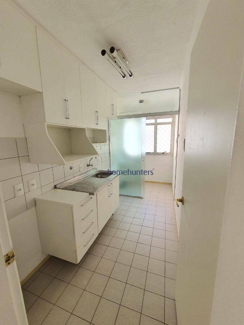 Apartamento à venda com 2 quartos, 58m² - Foto 6