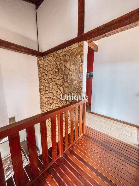 Casa de Condomínio à venda com 4 quartos, 270m² - Foto 28