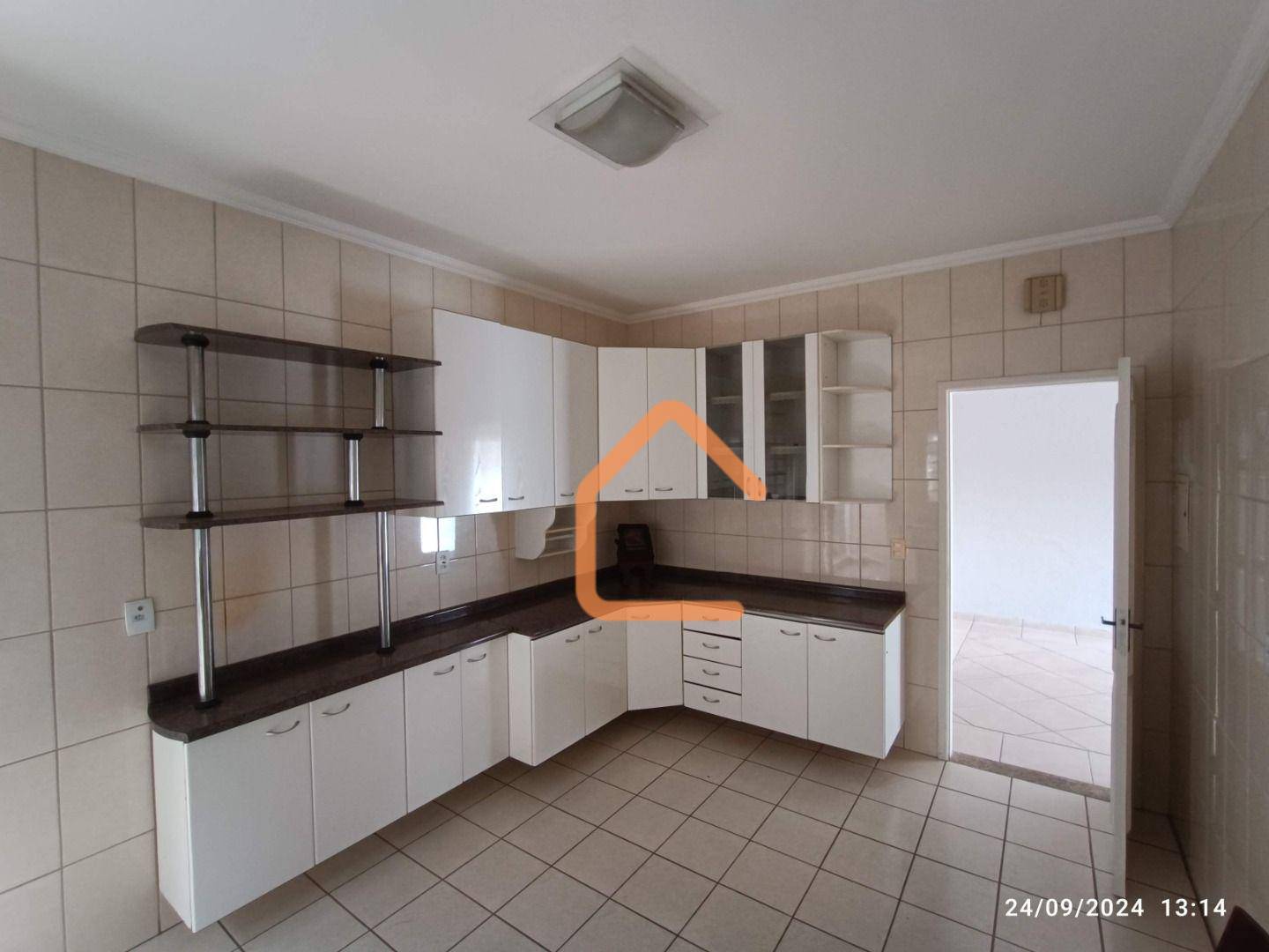 Casa à venda com 3 quartos, 123m² - Foto 6