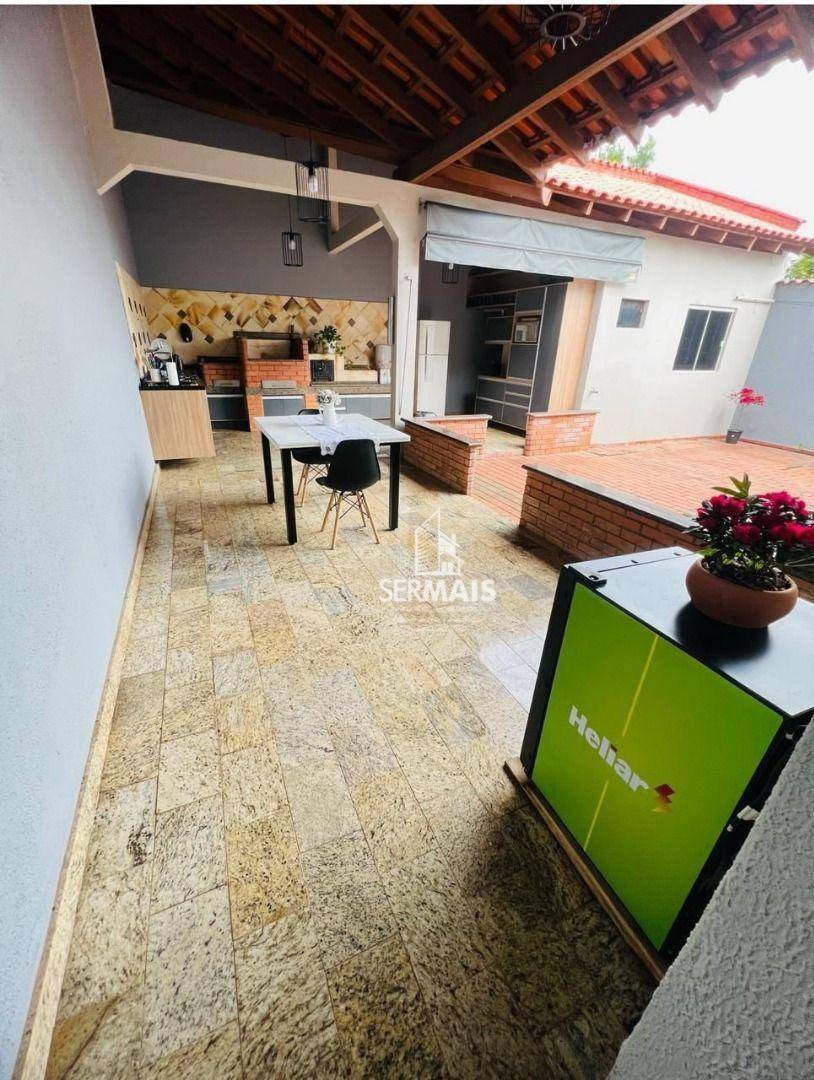 Casa à venda com 3 quartos, 350m² - Foto 14