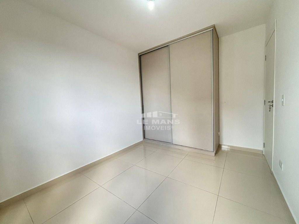 Apartamento à venda com 2 quartos, 58m² - Foto 4