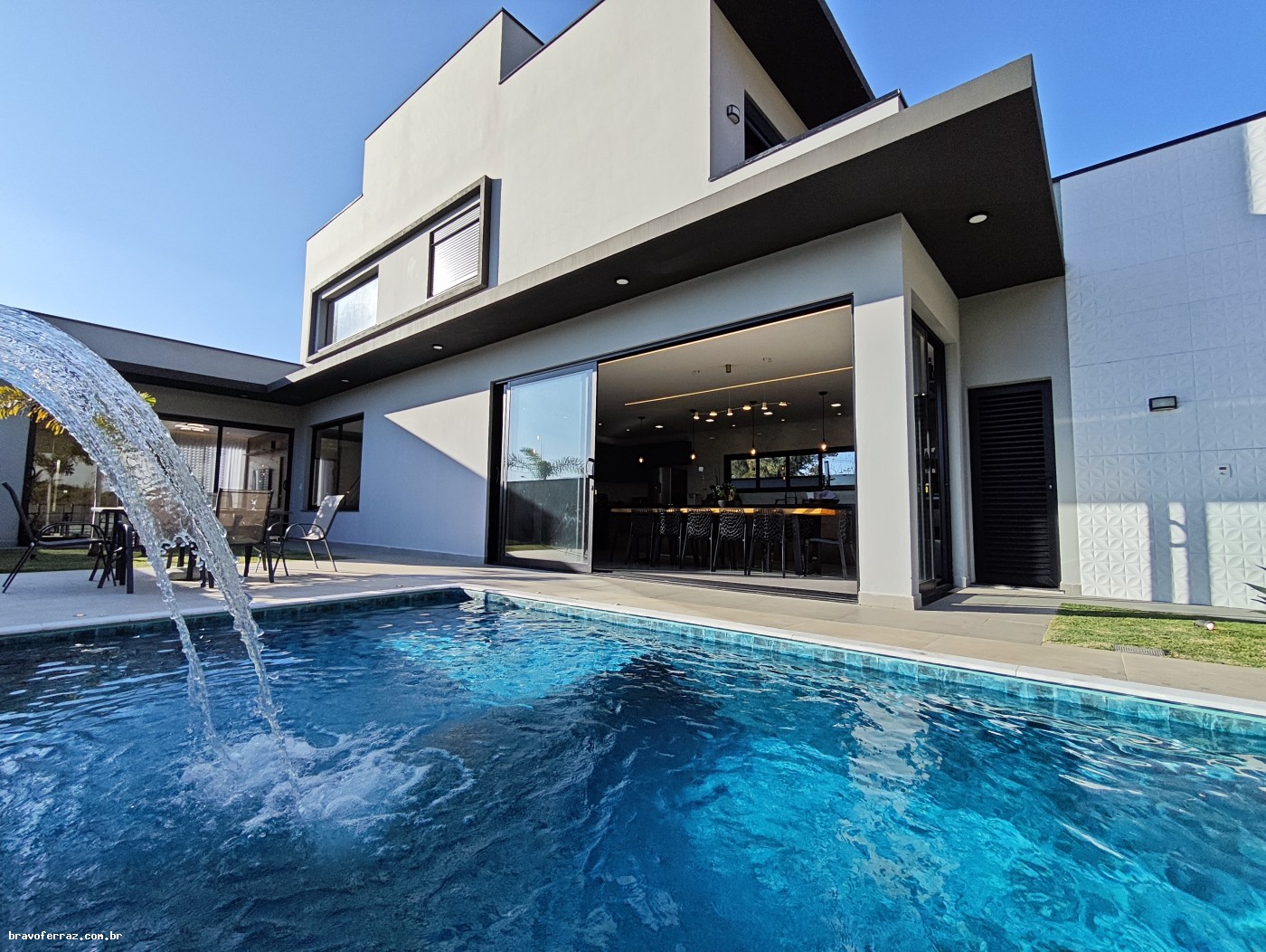 Casa de Condomínio à venda com 3 quartos, 272m² - Foto 17