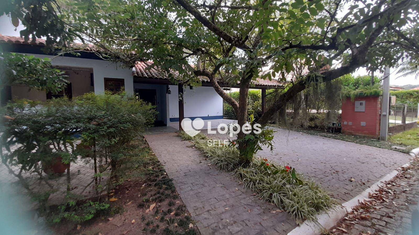 Casa de Condomínio à venda com 4 quartos, 270m² - Foto 2