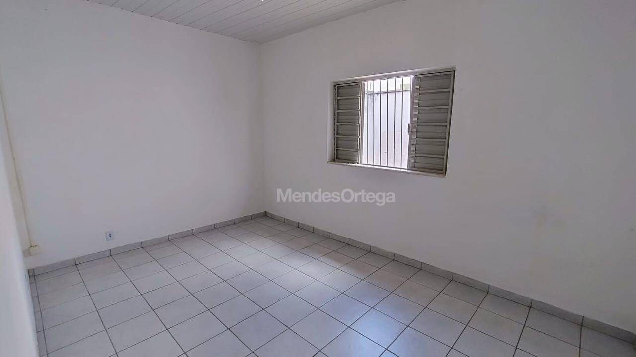 Casa à venda com 3 quartos, 143m² - Foto 13