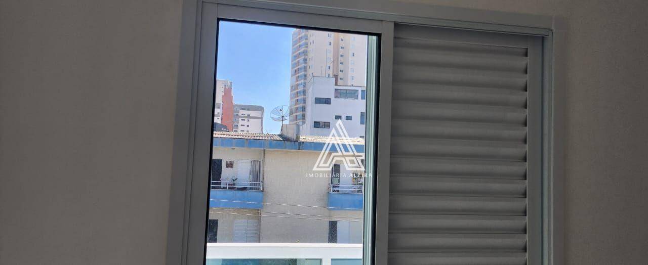 Apartamento à venda com 2 quartos, 47m² - Foto 2