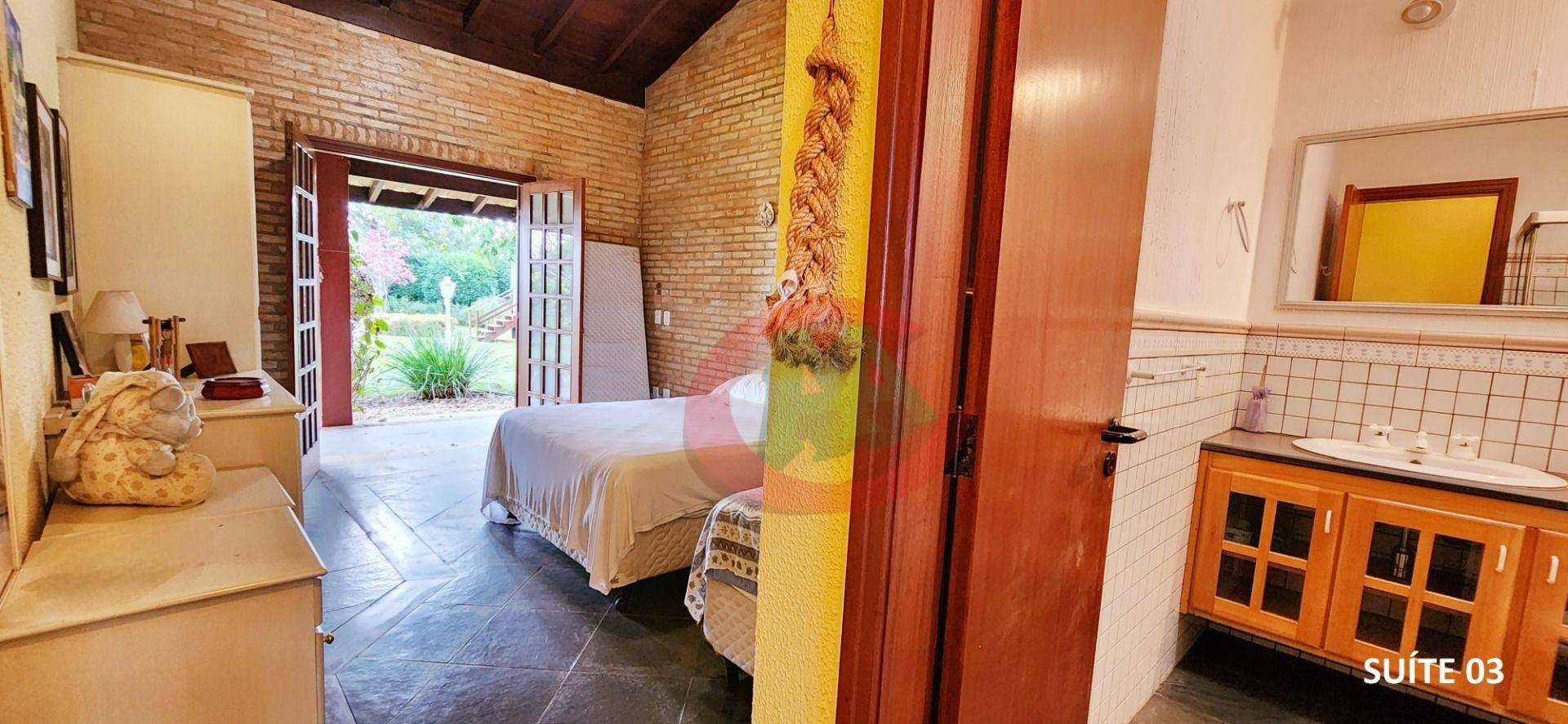 Chácara à venda com 4 quartos, 729m² - Foto 36