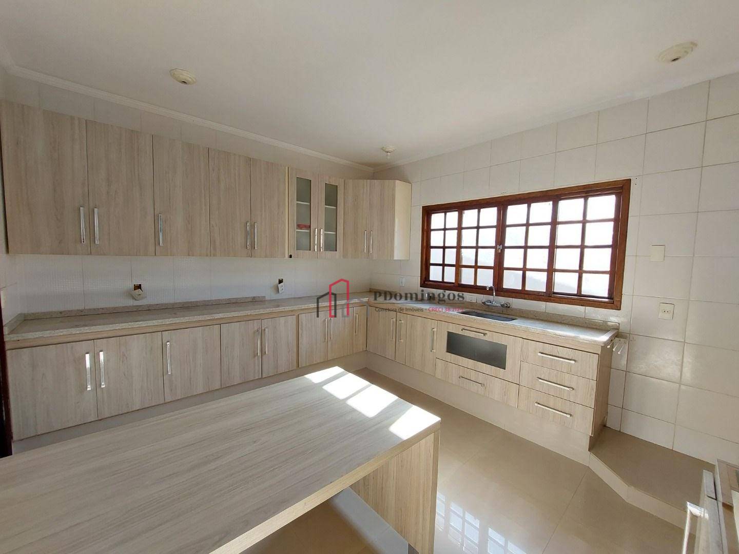 Sobrado à venda com 3 quartos, 300m² - Foto 14