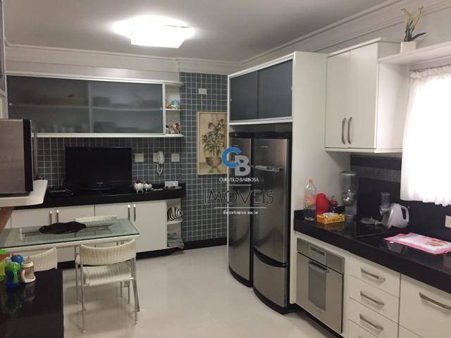 Apartamento à venda com 3 quartos, 200m² - Foto 11