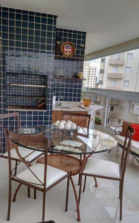 Apartamento à venda com 3 quartos, 160m² - Foto 17