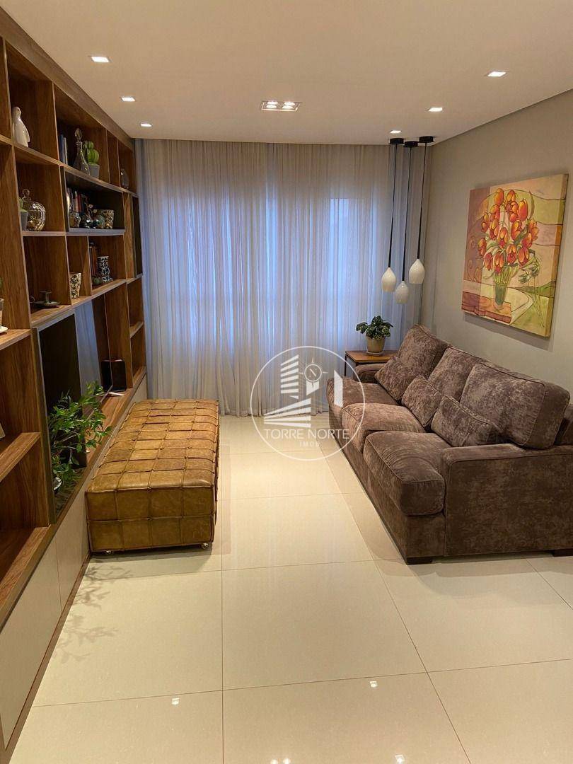 Apartamento à venda com 3 quartos, 110m² - Foto 1