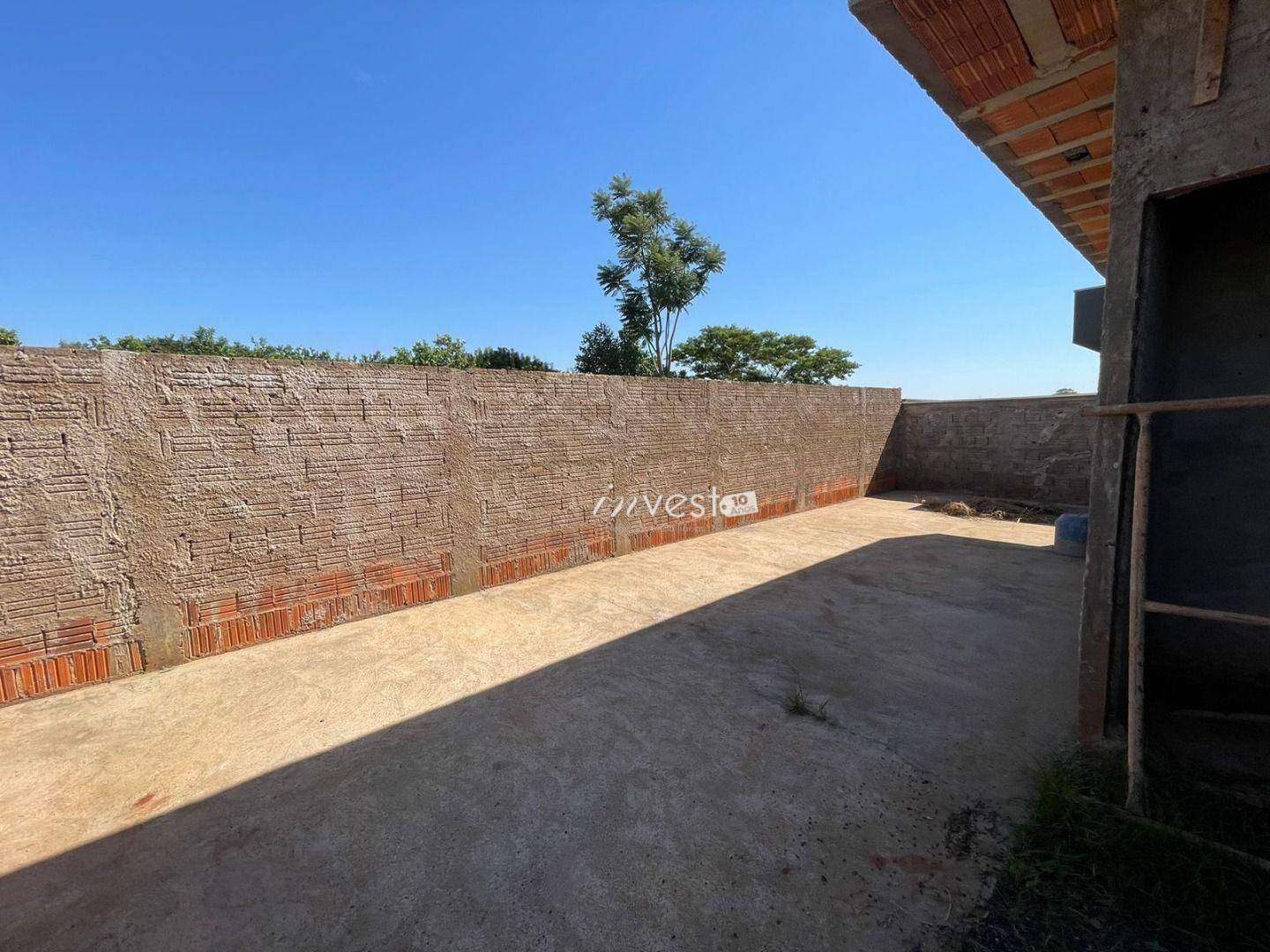 Casa à venda com 3 quartos, 200m² - Foto 2