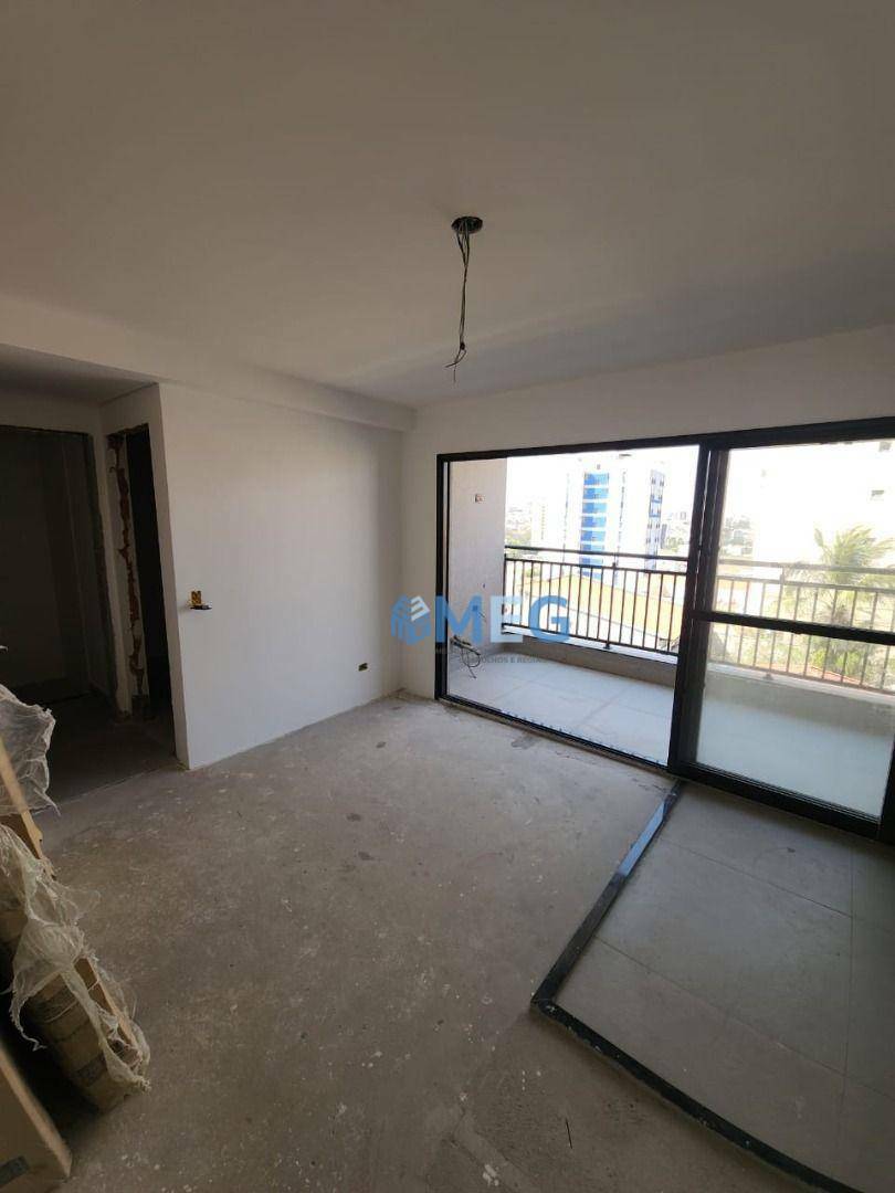 Apartamento à venda com 1 quarto, 40m² - Foto 5