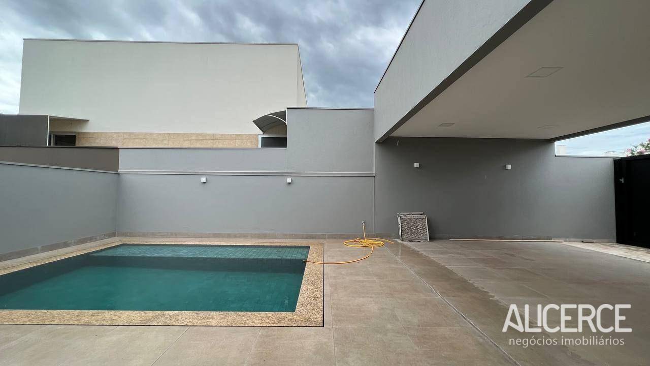 Casa de Condomínio à venda com 4 quartos, 216m² - Foto 26