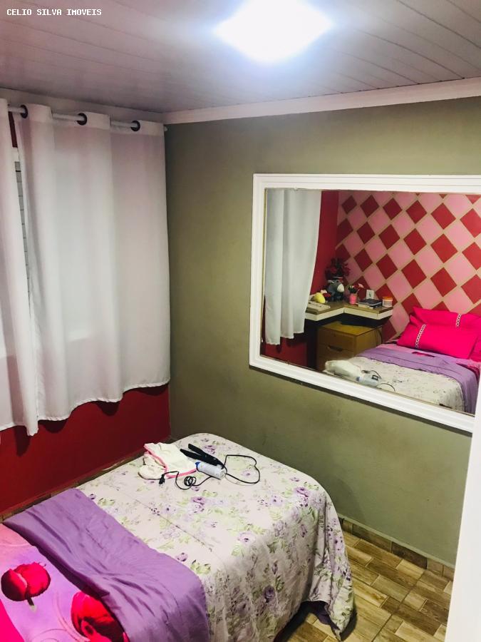 Casa à venda com 4 quartos, 220m² - Foto 5