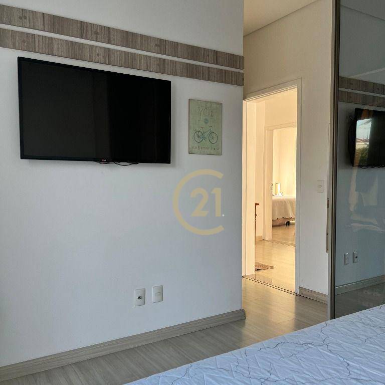 Casa de Condomínio à venda com 4 quartos, 315m² - Foto 15