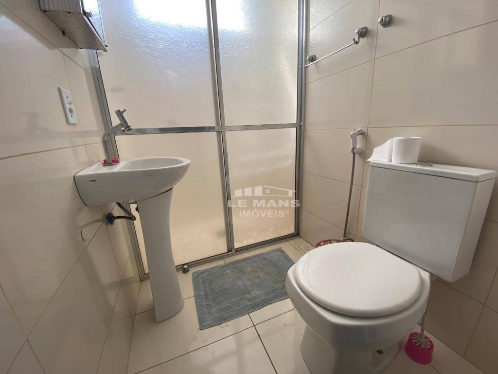 Apartamento à venda com 2 quartos, 80m² - Foto 8