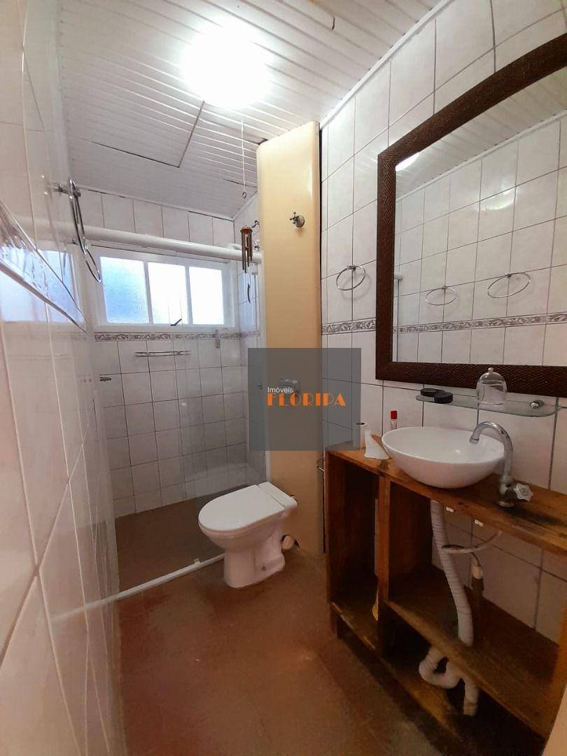 Casa à venda com 4 quartos, 90m² - Foto 13
